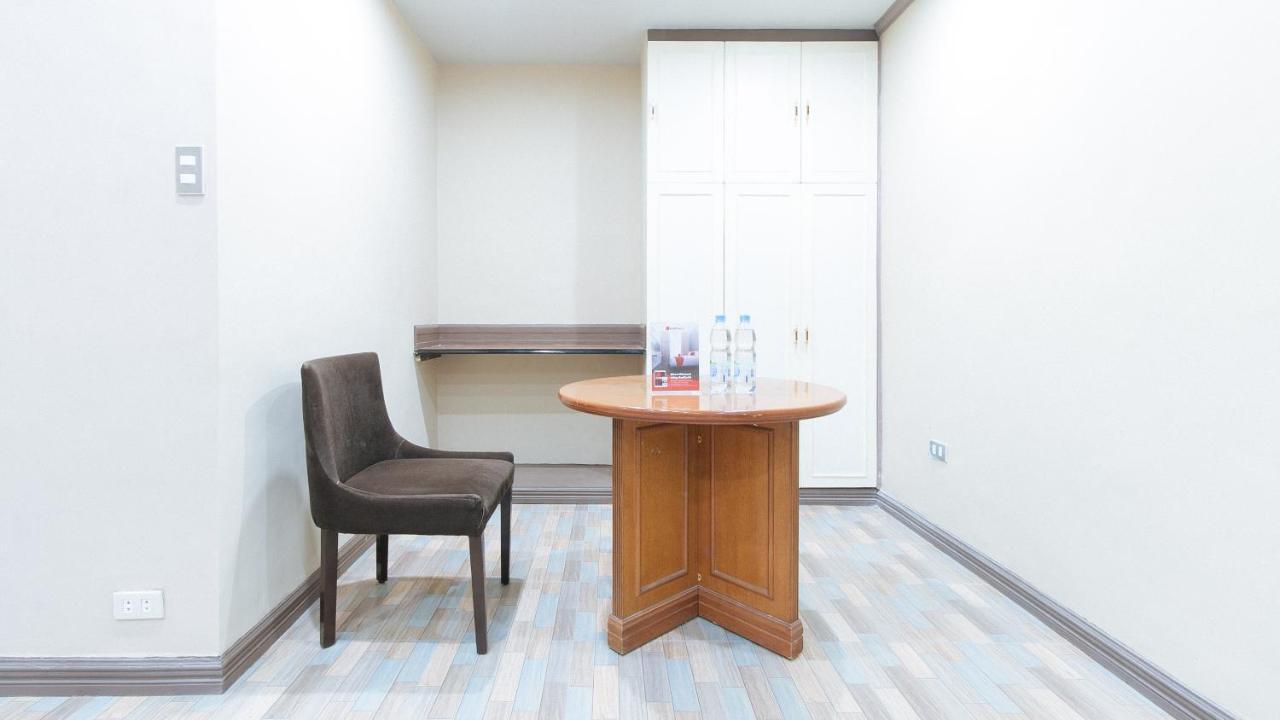 Reddoorz Plus At Canley Residential Pasig City Exteriör bild