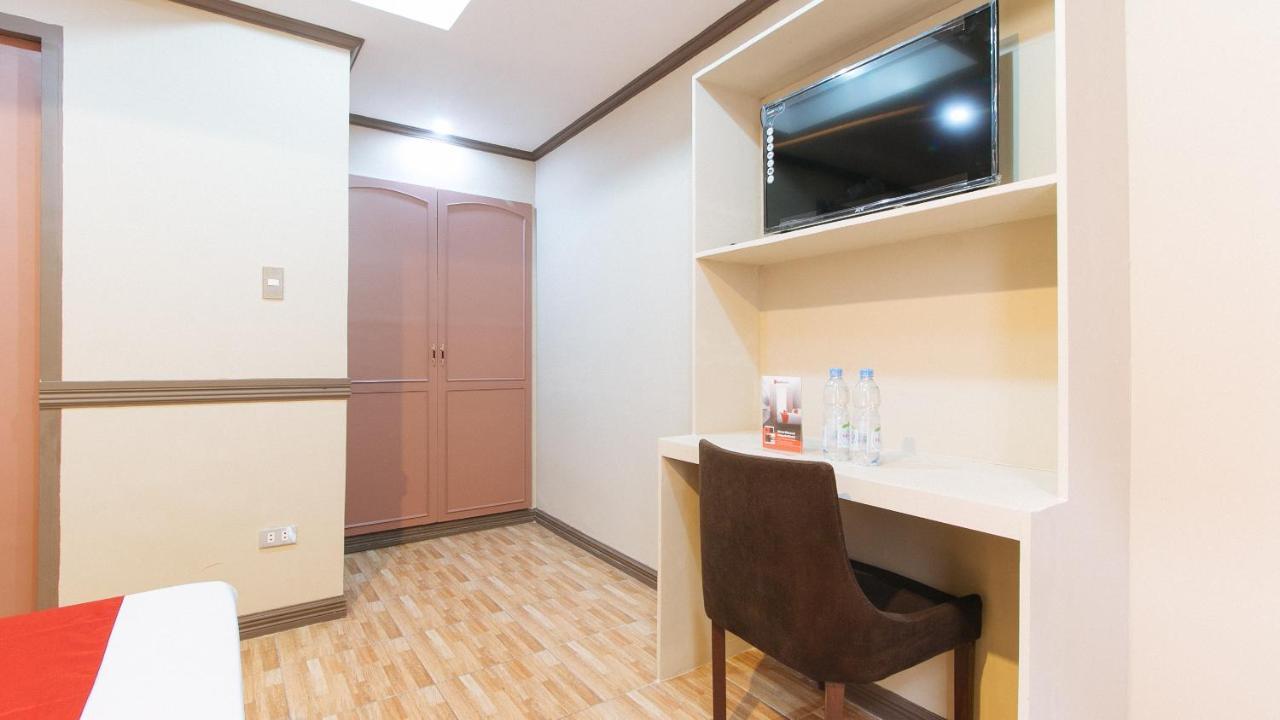 Reddoorz Plus At Canley Residential Pasig City Exteriör bild