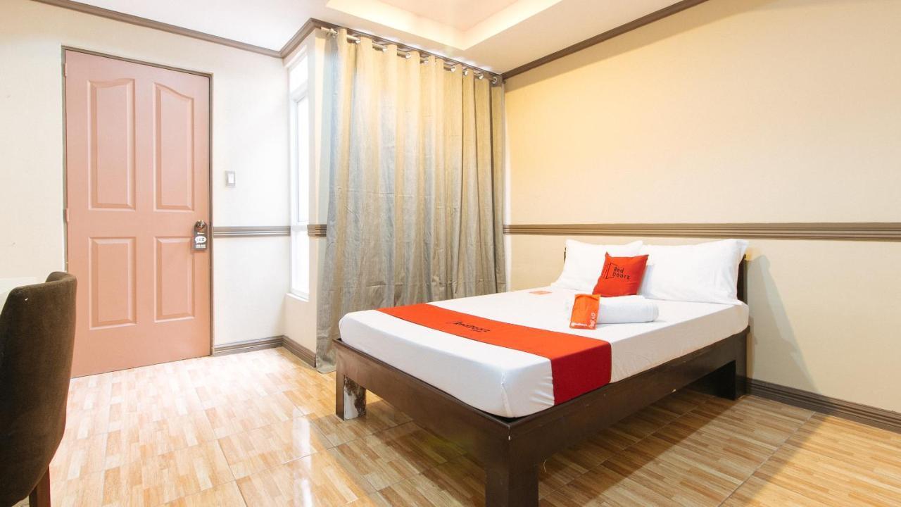 Reddoorz Plus At Canley Residential Pasig City Exteriör bild