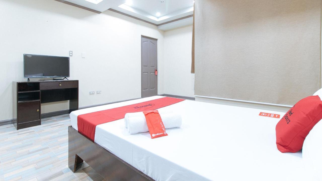 Reddoorz Plus At Canley Residential Pasig City Exteriör bild