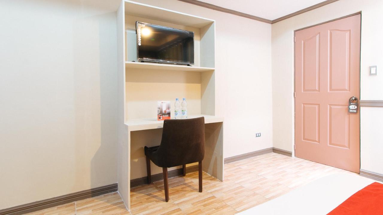 Reddoorz Plus At Canley Residential Pasig City Exteriör bild