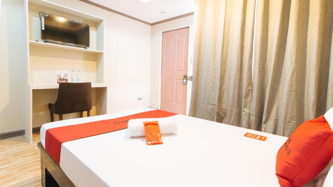 Reddoorz Plus At Canley Residential Pasig City Exteriör bild