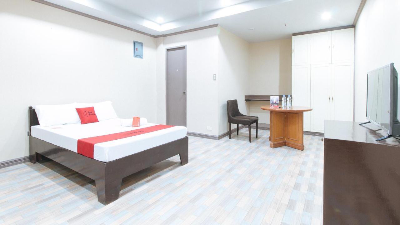 Reddoorz Plus At Canley Residential Pasig City Exteriör bild