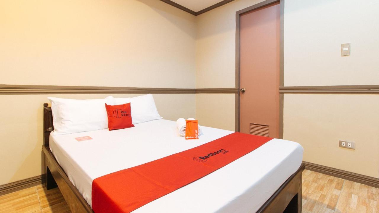 Reddoorz Plus At Canley Residential Pasig City Exteriör bild