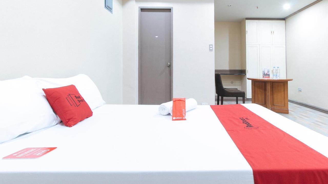 Reddoorz Plus At Canley Residential Pasig City Exteriör bild