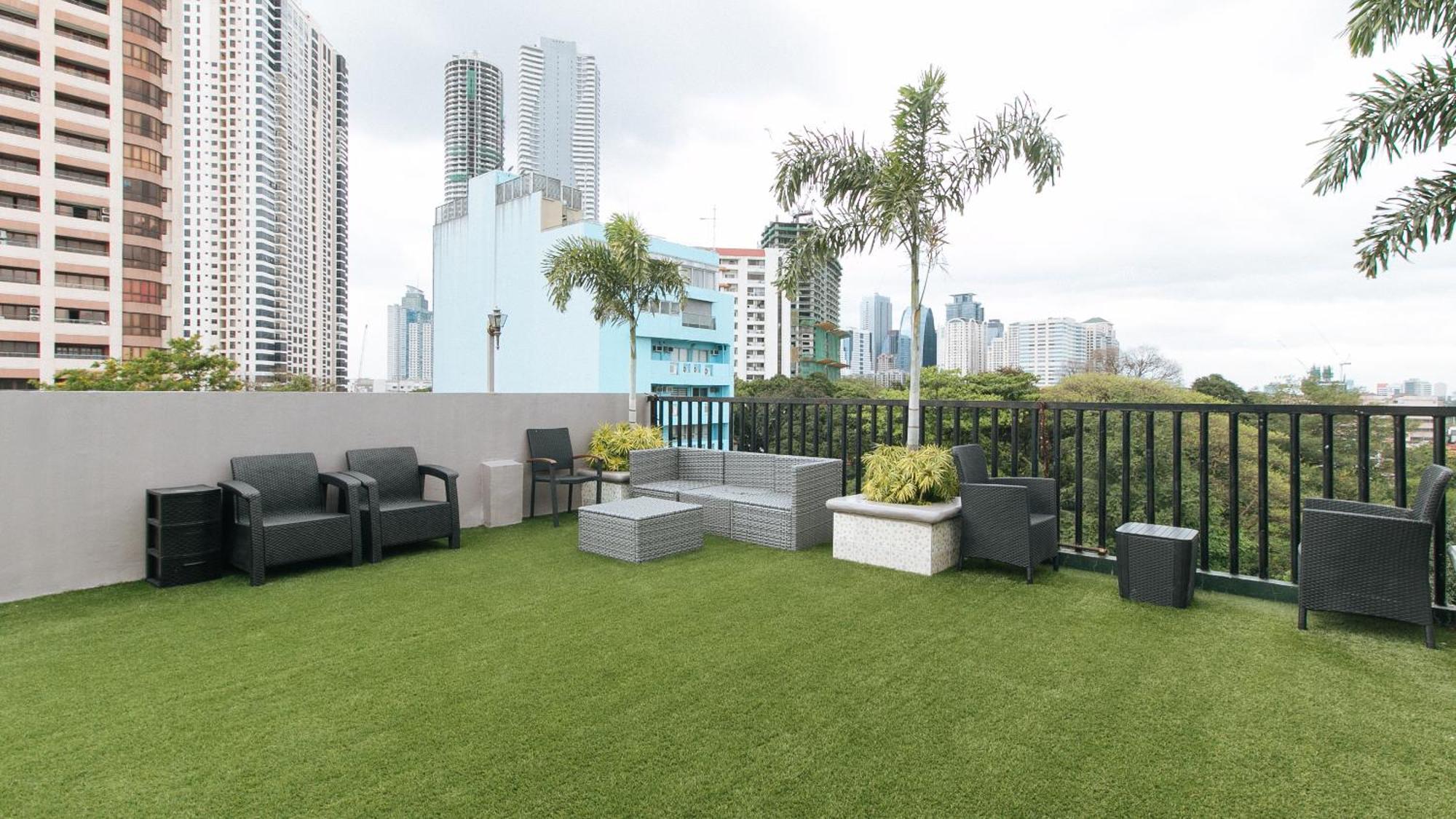 Reddoorz Plus At Canley Residential Pasig City Exteriör bild